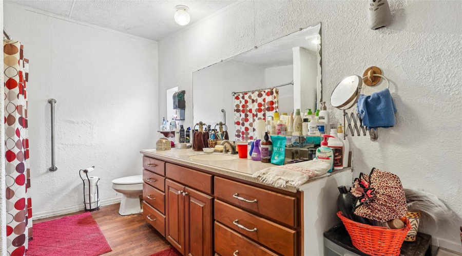 St Cloud, Florida 34773, 5 Bedroom Bedrooms, ,2 Bathroombathrooms,Residential,For Sale,Mercury,0,Mfro6409347