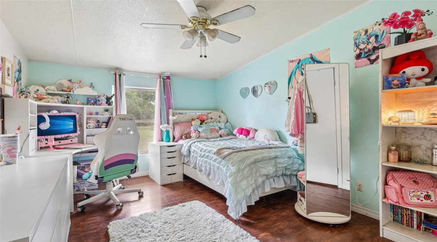 St Cloud, Florida 34773, 5 Bedroom Bedrooms, ,2 Bathroombathrooms,Residential,For Sale,Mercury,0,Mfro6409347