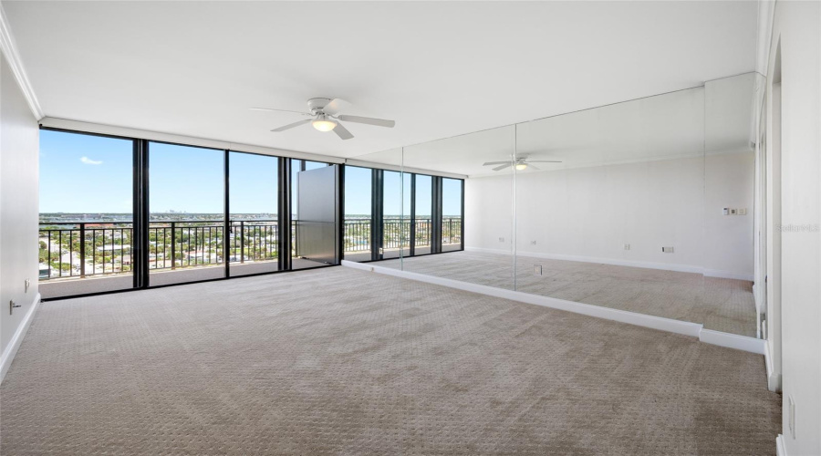 Treasure Island, Florida 33706, 2 Bedroom Bedrooms, ,2 Bathroombathrooms,Residential,For Sale,Bayshore,0,Mfrtb8539996