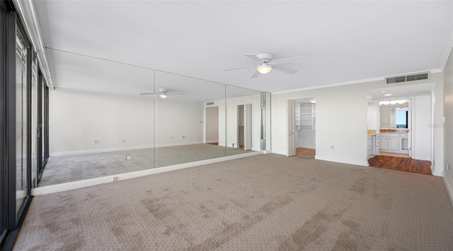 Treasure Island, Florida 33706, 2 Bedroom Bedrooms, ,2 Bathroombathrooms,Residential,For Sale,Bayshore,0,Mfrtb8539996