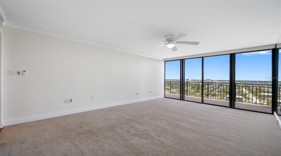 Treasure Island, Florida 33706, 2 Bedroom Bedrooms, ,2 Bathroombathrooms,Residential,For Sale,Bayshore,0,Mfrtb8539996