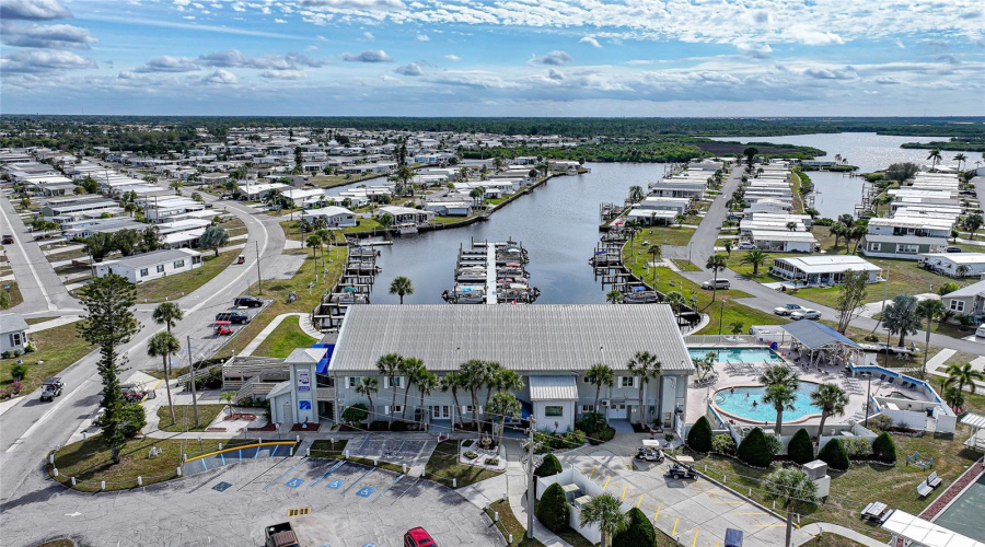 North Port, Florida 34287, 2 Bedroom Bedrooms, ,2 Bathroombathrooms,Residential,For Sale,Fleetwood,0,Mfrc7524336