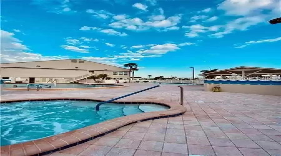 North Port, Florida 34287, 2 Bedroom Bedrooms, ,2 Bathroombathrooms,Residential,For Sale,Fleetwood,0,Mfrc7524336