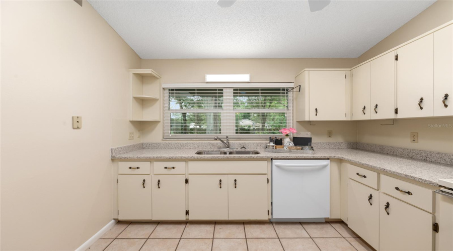 Ocala, Florida 34481, 2 Bedroom Bedrooms, ,2 Bathroombathrooms,Residential,For Sale,89Th Court,0,Mfrom726048
