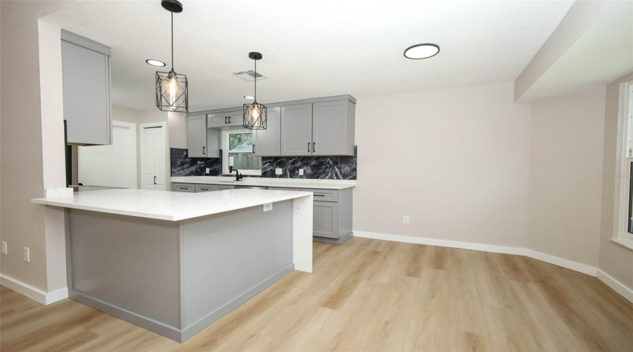 Maitland, Florida 32751, 3 Bedroom Bedrooms, ,2 Bathroombathrooms,Residential,For Sale,Robinhood,0,Mfro6434035