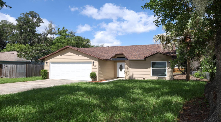 Maitland, Florida 32751, 3 Bedroom Bedrooms, ,2 Bathroombathrooms,Residential,For Sale,Robinhood,0,Mfro6434035