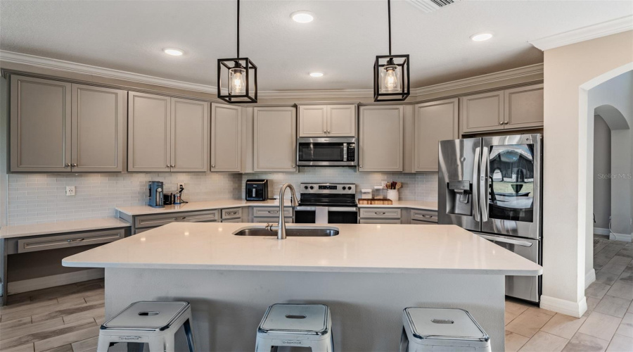 Riverview, Florida 33579, 5 Bedroom Bedrooms, ,3 Bathroombathrooms,Residential,For Sale,Lakeview Oaks,0,Mfrtb8510241