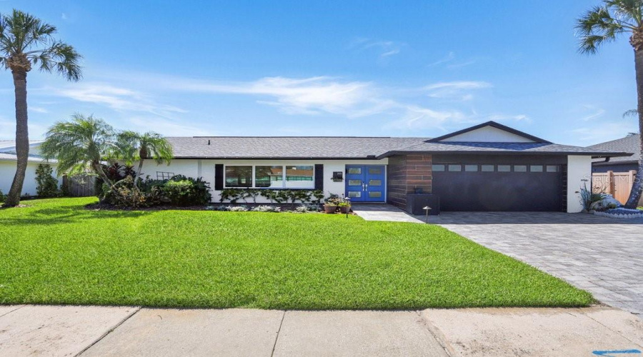 Tampa, Florida 33634, 4 Bedroom Bedrooms, ,2 Bathroombathrooms,Residential,For Sale,Venetian,0,Mfrtb8497333