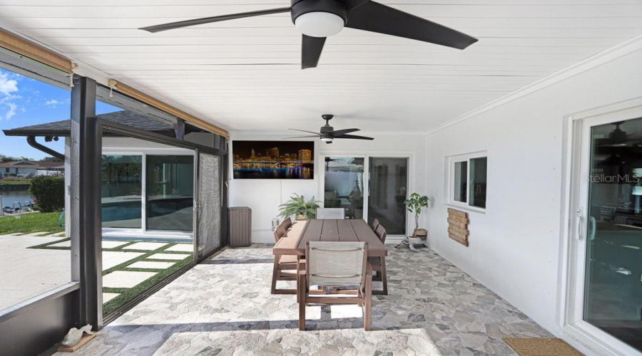 Tampa, Florida 33634, 4 Bedroom Bedrooms, ,2 Bathroombathrooms,Residential,For Sale,Venetian,0,Mfrtb8497333