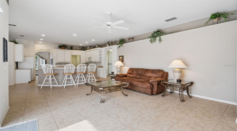 Davenport, Florida 33896, 4 Bedroom Bedrooms, ,3 Bathroombathrooms,Residential,For Sale,Via Mariel East,0,Mfro6418014