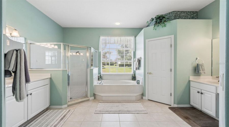 Davenport, Florida 33896, 4 Bedroom Bedrooms, ,3 Bathroombathrooms,Residential,For Sale,Via Mariel East,0,Mfro6418014