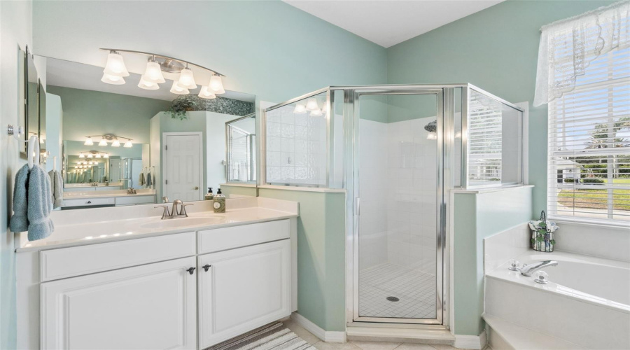 Davenport, Florida 33896, 4 Bedroom Bedrooms, ,3 Bathroombathrooms,Residential,For Sale,Via Mariel East,0,Mfro6418014