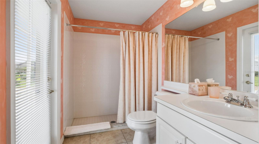 Davenport, Florida 33896, 4 Bedroom Bedrooms, ,3 Bathroombathrooms,Residential,For Sale,Via Mariel East,0,Mfro6418014