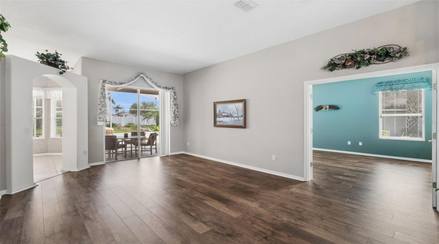 Davenport, Florida 33896, 4 Bedroom Bedrooms, ,3 Bathroombathrooms,Residential,For Sale,Via Mariel East,0,Mfro6418014