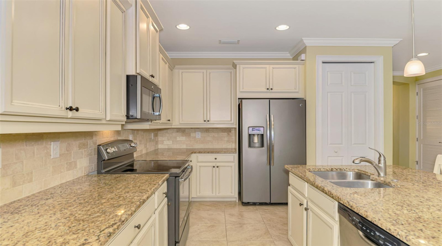 Venice, Florida 34292, 3 Bedroom Bedrooms, ,2 Bathroombathrooms,Residential,For Sale,Blackfin,0,Mfra4687737
