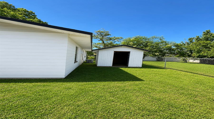 Green Cove Springs, Florida 32043, 3 Bedroom Bedrooms, ,1 Bathroombathrooms,Residential,For Sale,Sally,0,Mfrk4903626