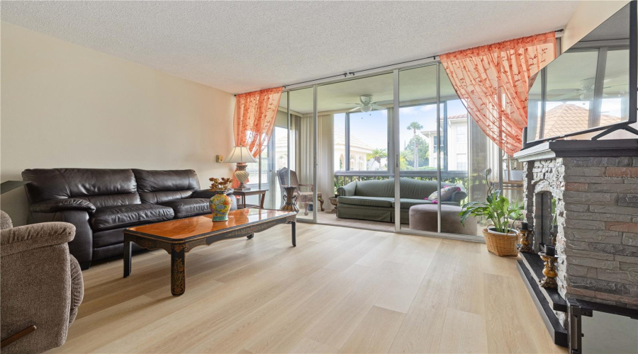 Clearwater, Florida 33764, 1 Bedroom Bedrooms, ,1 Bathroombathrooms,Residential,For Sale,Us Highway 19,0,Mfrtb8538220