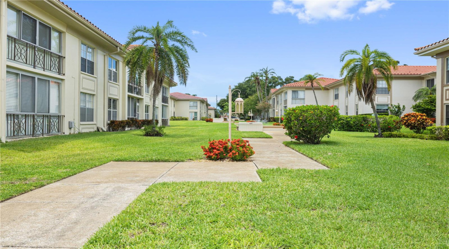 Clearwater, Florida 33764, 1 Bedroom Bedrooms, ,1 Bathroombathrooms,Residential,For Sale,Us Highway 19,0,Mfrtb8538220