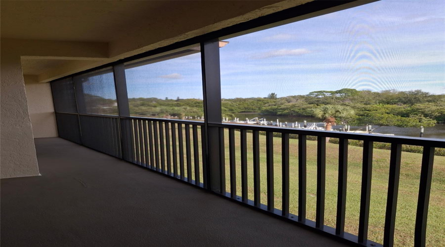 Tarpon Springs, Florida 34689, 2 Bedroom Bedrooms, ,2 Bathroombathrooms,Residential,For Sale,Seascape,0,Mfrtb8526235