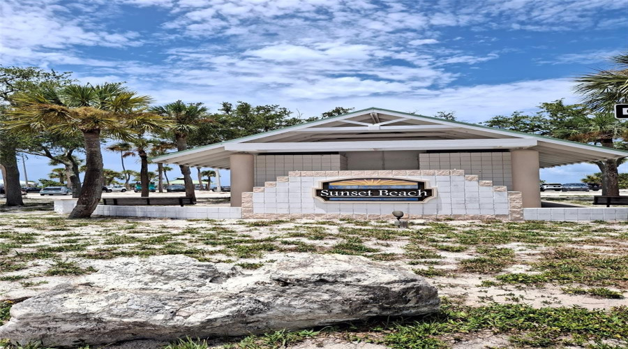 Tarpon Springs, Florida 34689, 2 Bedroom Bedrooms, ,2 Bathroombathrooms,Residential,For Sale,Seascape,0,Mfrtb8526235