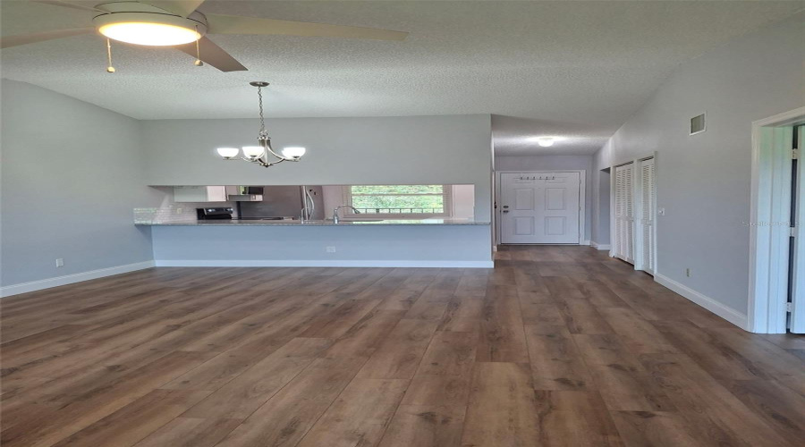Tarpon Springs, Florida 34689, 2 Bedroom Bedrooms, ,2 Bathroombathrooms,Residential,For Sale,Seascape,0,Mfrtb8526235