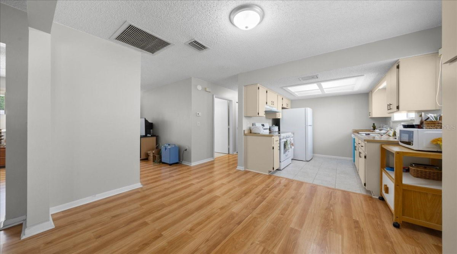 Ocala, Florida 34481, 2 Bedroom Bedrooms, ,1 Bathroombathrooms,Residential,For Sale,109Th,0,Mfrom723277