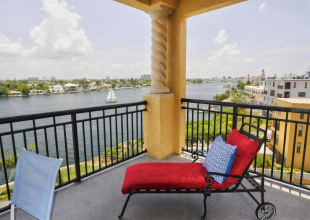 PREFECTLY LOCATED IN THE HEART OF TREASURE ISLAND. DIRECTLY ON THE WIDE OPEN INTRA-COASTAL AND ACROSS FROM THE GULF.