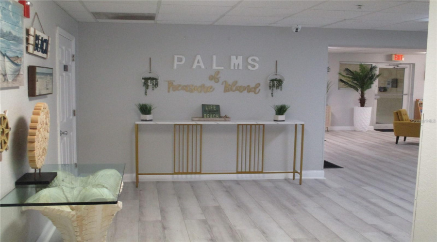 Treasure Island, Florida 33706, 2 Bedroom Bedrooms, ,2 Bathroombathrooms,Residential,For Sale,Gulf,0,Mfrtb8532583