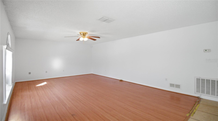 Living Room / Great Room Virtually Staged