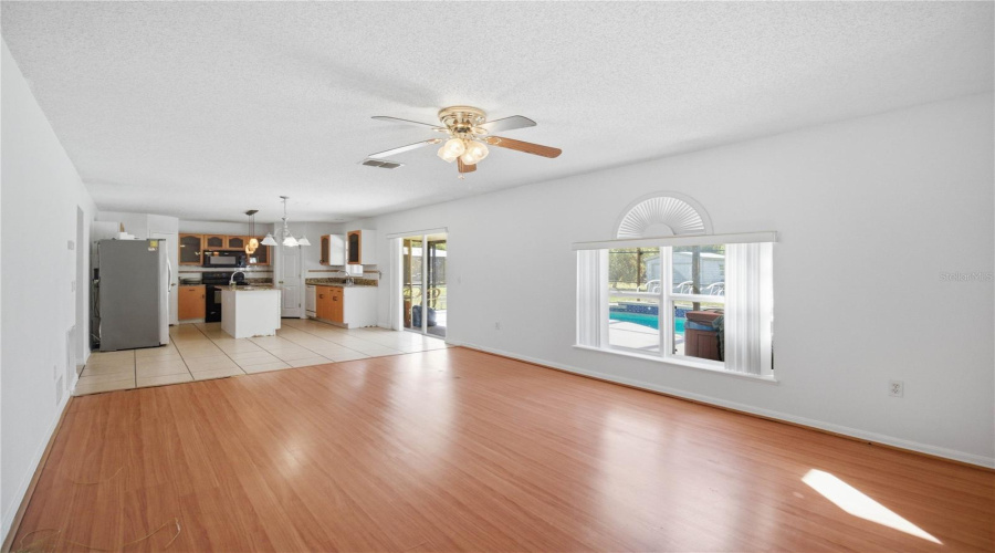 Kissimmee, Florida 34758, 4 Bedroom Bedrooms, ,2 Bathroombathrooms,Residential,For Sale,Taranto,0,Mfrs5146771