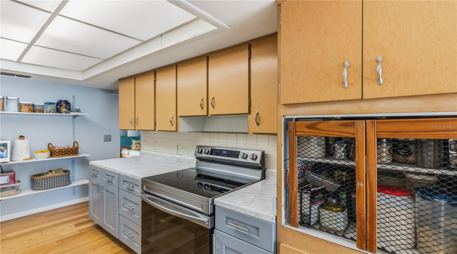 Clearwater, Florida 33755, 3 Bedroom Bedrooms, ,2 Bathroombathrooms,Residential,For Sale,Erin,0,Mfrtb8504501