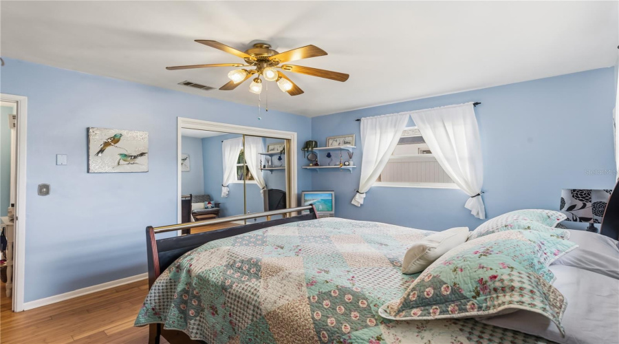 Clearwater, Florida 33755, 3 Bedroom Bedrooms, ,2 Bathroombathrooms,Residential,For Sale,Erin,0,Mfrtb8504501