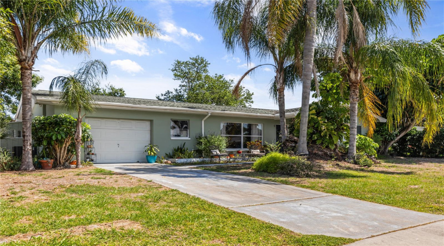 Clearwater, Florida 33755, 3 Bedroom Bedrooms, ,2 Bathroombathrooms,Residential,For Sale,Erin,0,Mfrtb8504501
