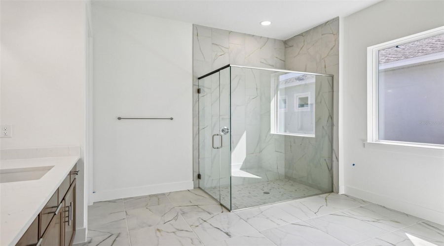 Parrish, Florida 34219, 3 Bedroom Bedrooms, ,3 Bathroombathrooms,Residential,For Sale,Golden Beach,0,Mfrtb8526019