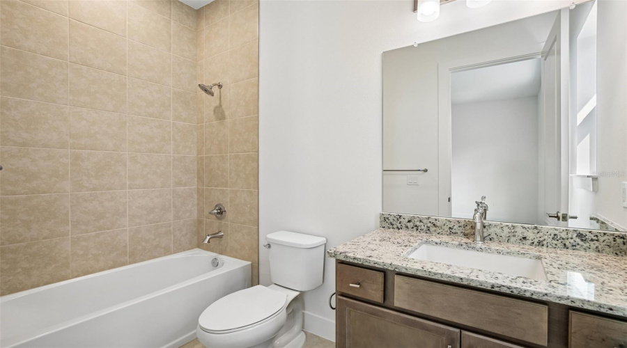 Parrish, Florida 34219, 3 Bedroom Bedrooms, ,3 Bathroombathrooms,Residential,For Sale,Golden Beach,0,Mfrtb8526019
