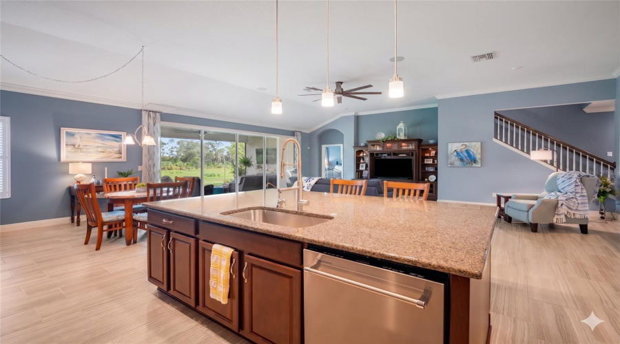 Apollo Beach, Florida 33572, 4 Bedroom Bedrooms, ,4 Bathroombathrooms,Residential,For Sale,Maiden Sea,0,Mfrtb8469049