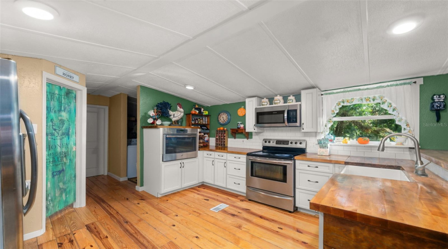 Zolfo Springs, Florida 33890, 3 Bedroom Bedrooms, ,2 Bathroombathrooms,Residential,For Sale,Friendship,0,Mfrp4939600