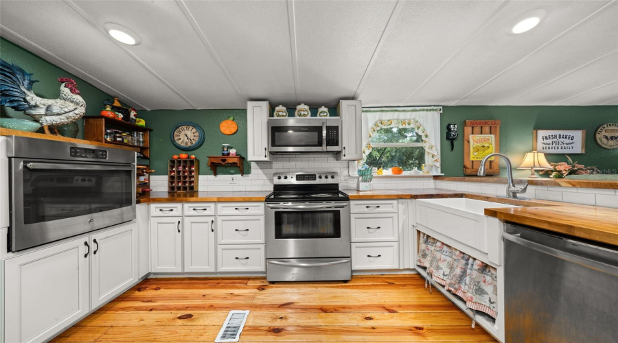 Zolfo Springs, Florida 33890, 3 Bedroom Bedrooms, ,2 Bathroombathrooms,Residential,For Sale,Friendship,0,Mfrp4939600