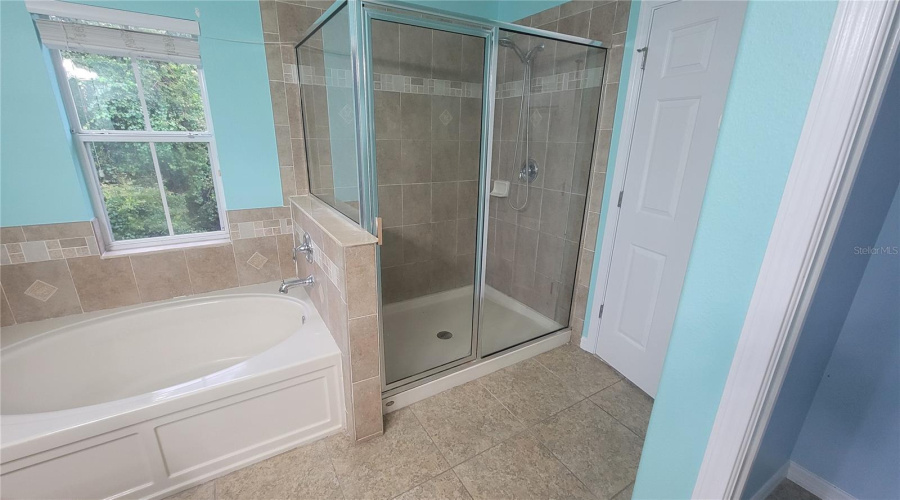 Tarpon Springs, Florida 34689, 4 Bedroom Bedrooms, ,2 Bathroombathrooms,Residential,For Sale,Hillview,0,Mfrtb8484348