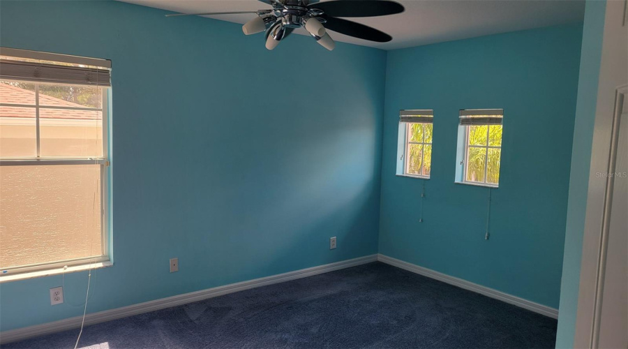 Tarpon Springs, Florida 34689, 4 Bedroom Bedrooms, ,2 Bathroombathrooms,Residential,For Sale,Hillview,0,Mfrtb8484348