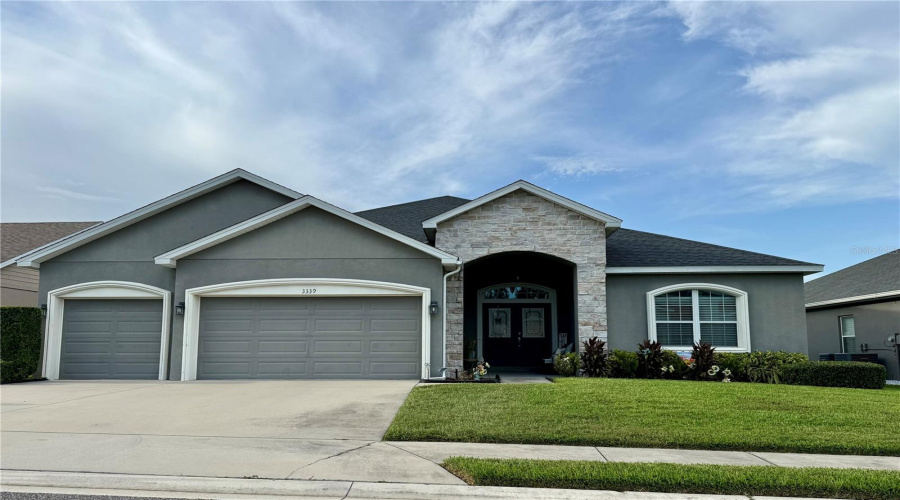 Lakeland, Florida 33812, 5 Bedroom Bedrooms, ,3 Bathroombathrooms,Residential,For Sale,Pearly,0,Mfro6436342