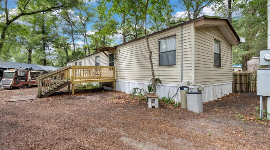Trenton, Florida 32693, 2 Bedroom Bedrooms, ,2 Bathroombathrooms,Residential,For Sale,11Th,0,Mfrgc540259