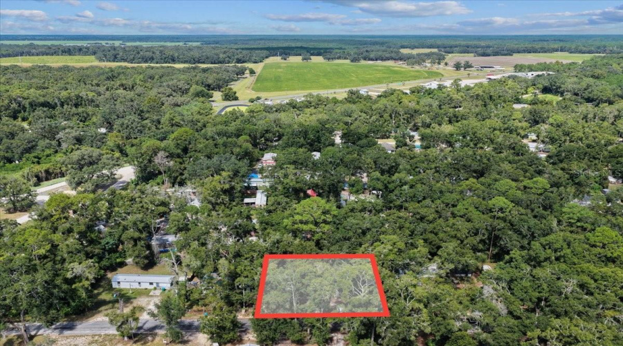 Trenton, Florida 32693, 2 Bedroom Bedrooms, ,2 Bathroombathrooms,Residential,For Sale,11Th,0,Mfrgc540259