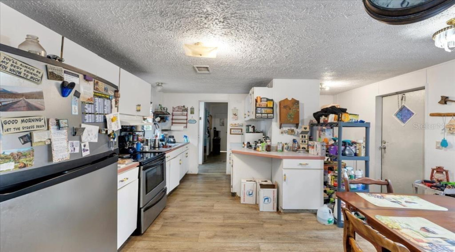 Trenton, Florida 32693, 2 Bedroom Bedrooms, ,2 Bathroombathrooms,Residential,For Sale,11Th,0,Mfrgc540259