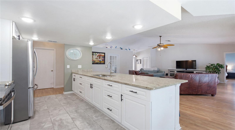 Spring Hill, Florida 34609, 3 Bedroom Bedrooms, ,2 Bathroombathrooms,Residential,For Sale,Linden,0,Mfrtb8531058