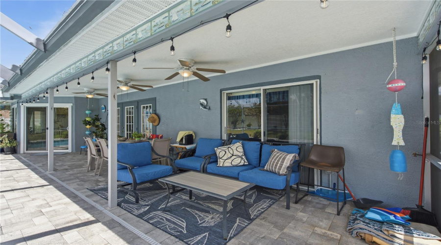 Spring Hill, Florida 34609, 3 Bedroom Bedrooms, ,2 Bathroombathrooms,Residential,For Sale,Linden,0,Mfrtb8531058