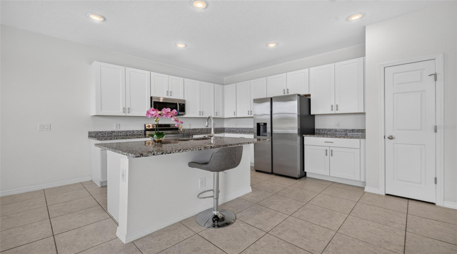 Haines City, Florida 33844, 3 Bedroom Bedrooms, ,2 Bathroombathrooms,Residential,For Sale,Tupelo,0,Mfrs5153105