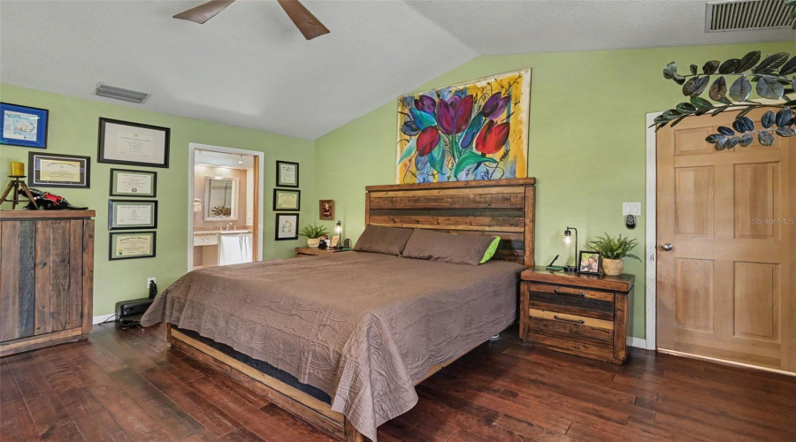 Longwood, Florida 32779, 5 Bedroom Bedrooms, ,3 Bathroombathrooms,Residential,For Sale,Longmeadow,0,Mfrtb8533300
