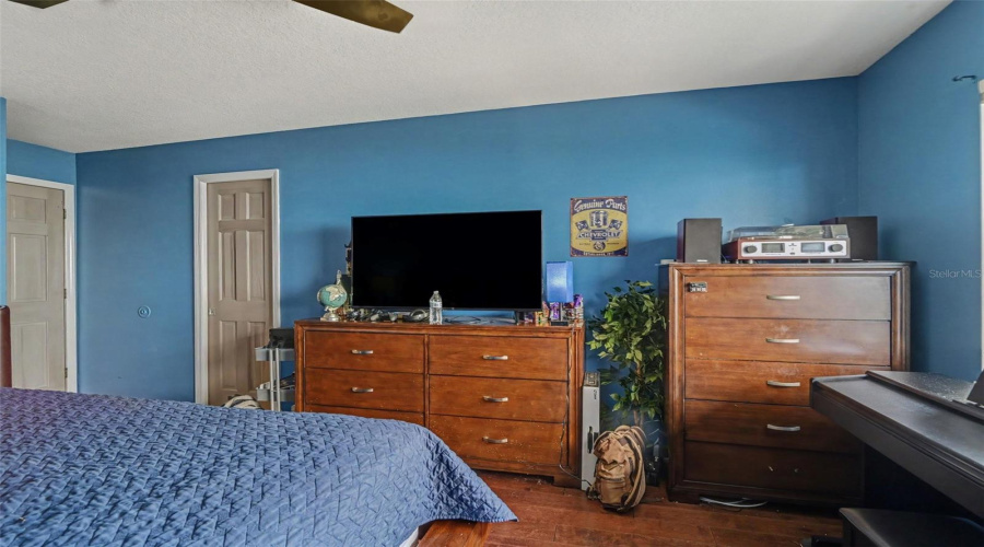 Longwood, Florida 32779, 5 Bedroom Bedrooms, ,3 Bathroombathrooms,Residential,For Sale,Longmeadow,0,Mfrtb8533300