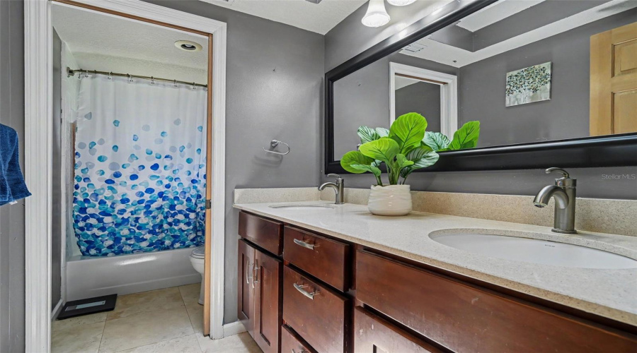 Longwood, Florida 32779, 5 Bedroom Bedrooms, ,3 Bathroombathrooms,Residential,For Sale,Longmeadow,0,Mfrtb8533300